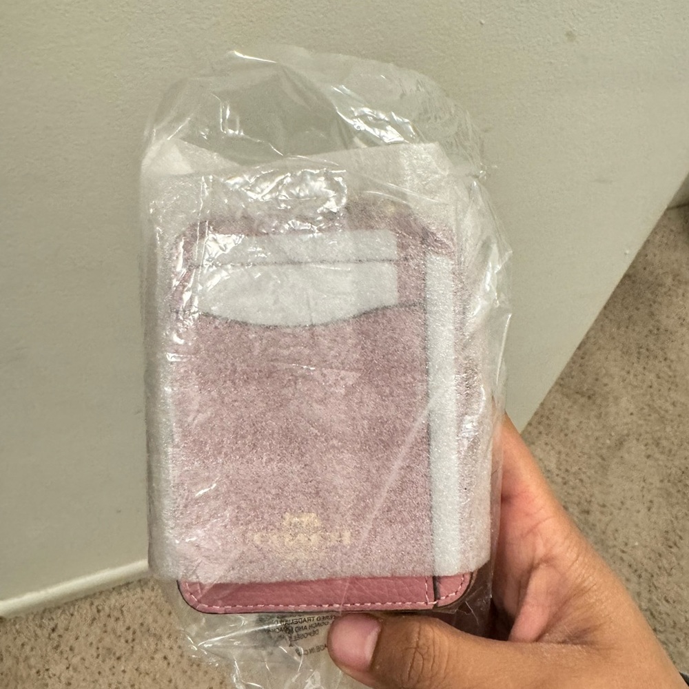 Coach zip card case